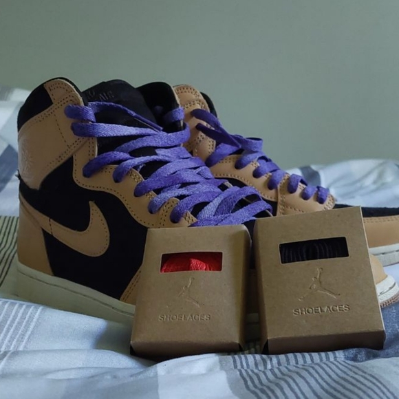 Jordan 1 Heirloom hightops - Picture 4 of 4